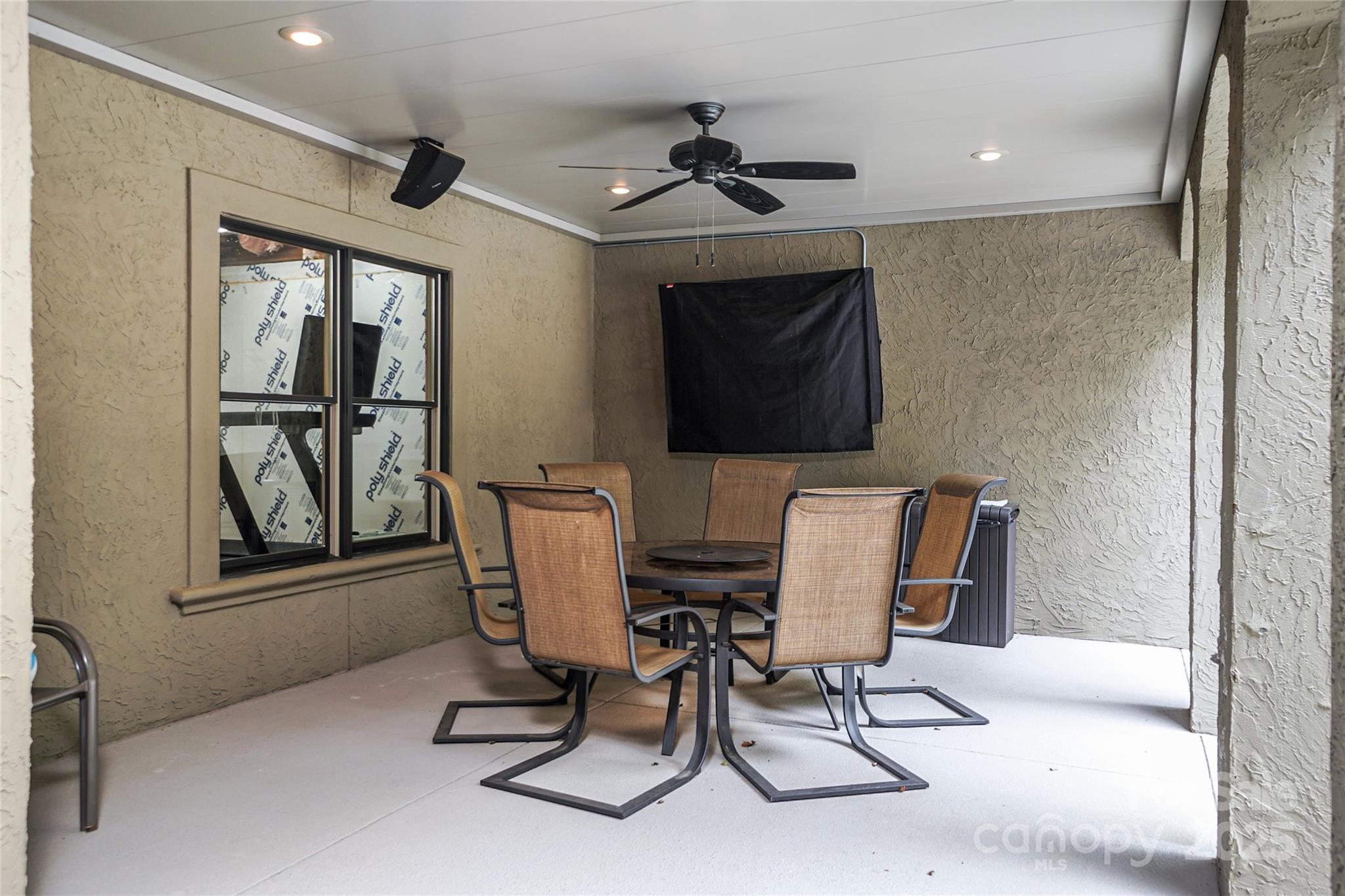 7582 Cottonwood Drive 39 Property Photo 14