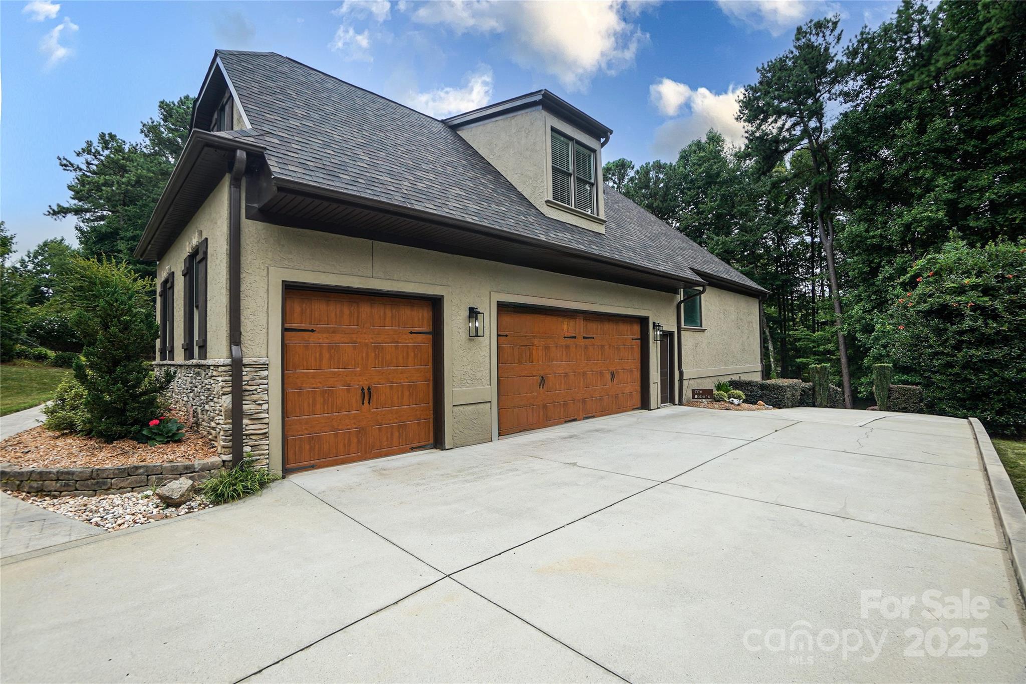 7582 Cottonwood Drive 39 Property Photo 20