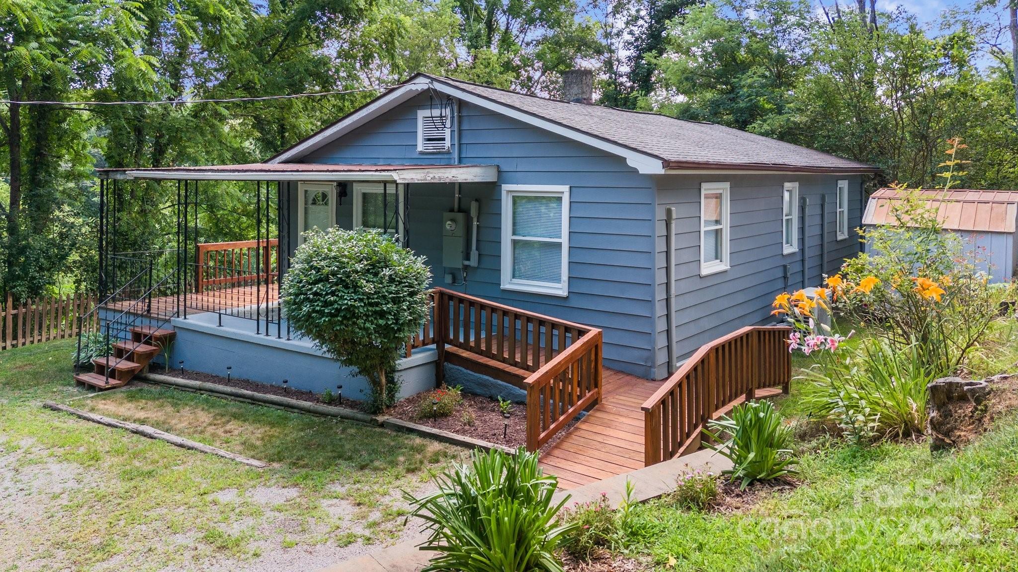 9 Albright Way Property Photo 1