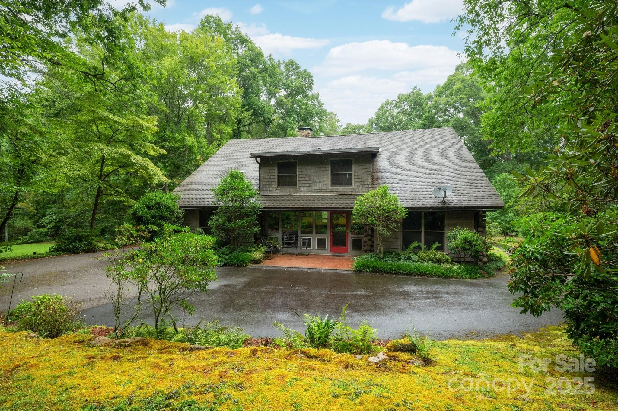 552 Avery Creek Property Photo 5