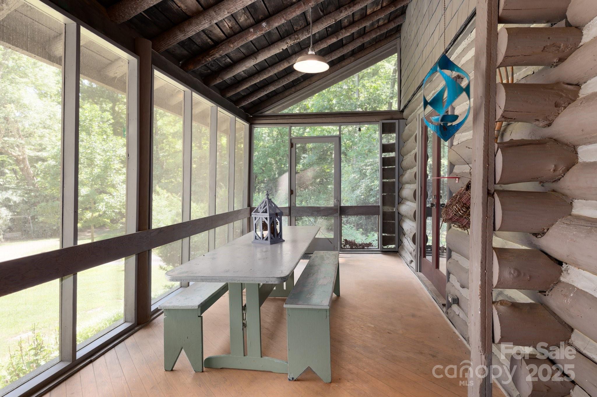 552 Avery Creek Property Photo 11