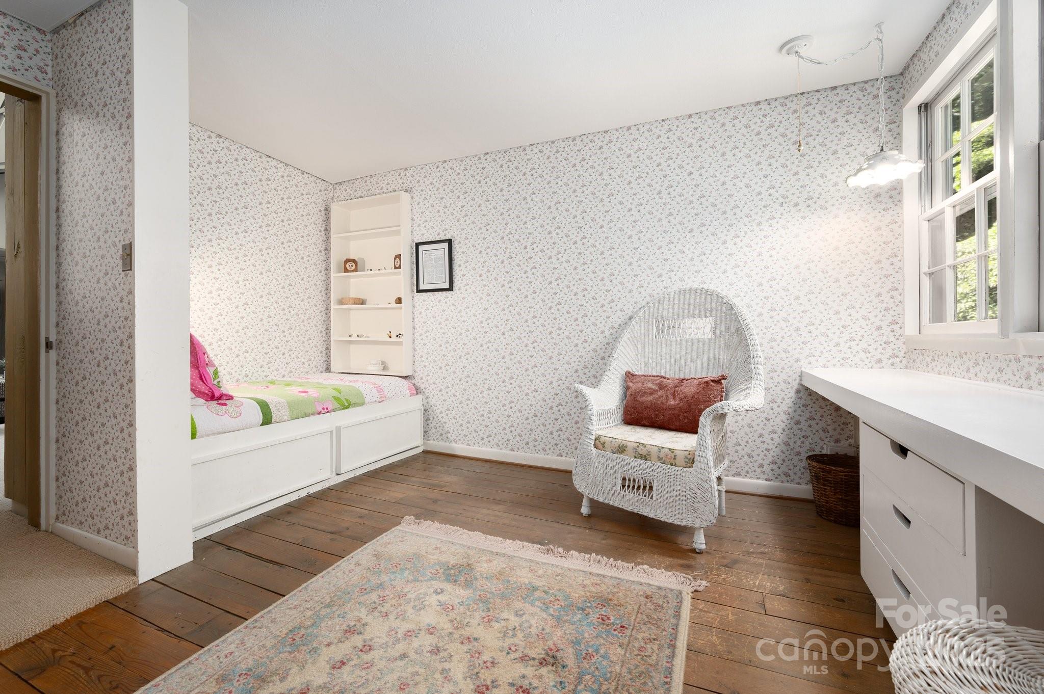 552 Avery Creek Property Photo 28