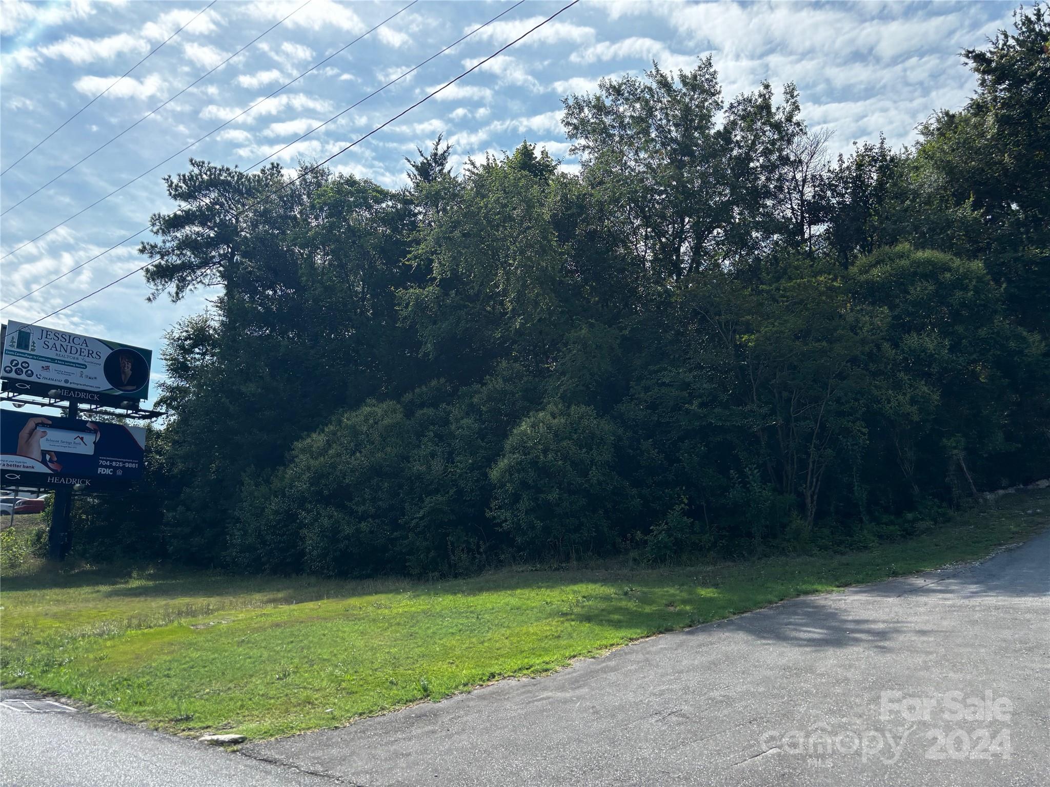6022 Wilkinson Boulevard Property Photo 1