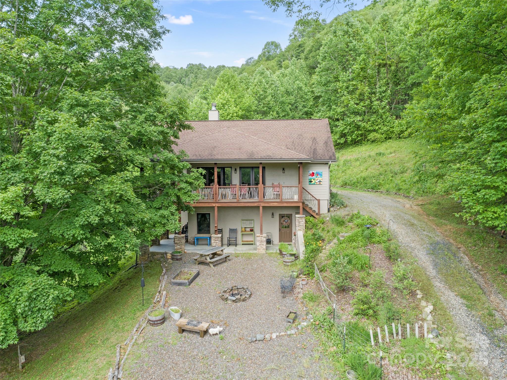 72 Pilgrims Lane Property Photo 16