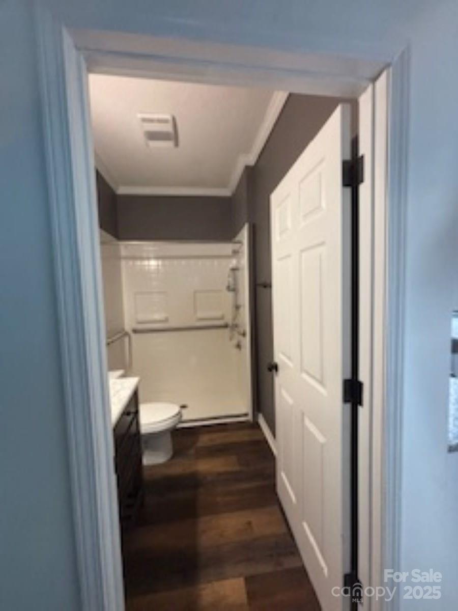 13 Cascade Street Property Photo 8