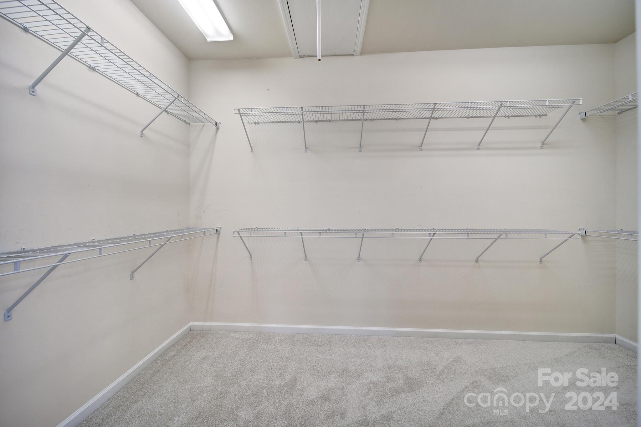2105 Kennedy Drive Property Photo 15