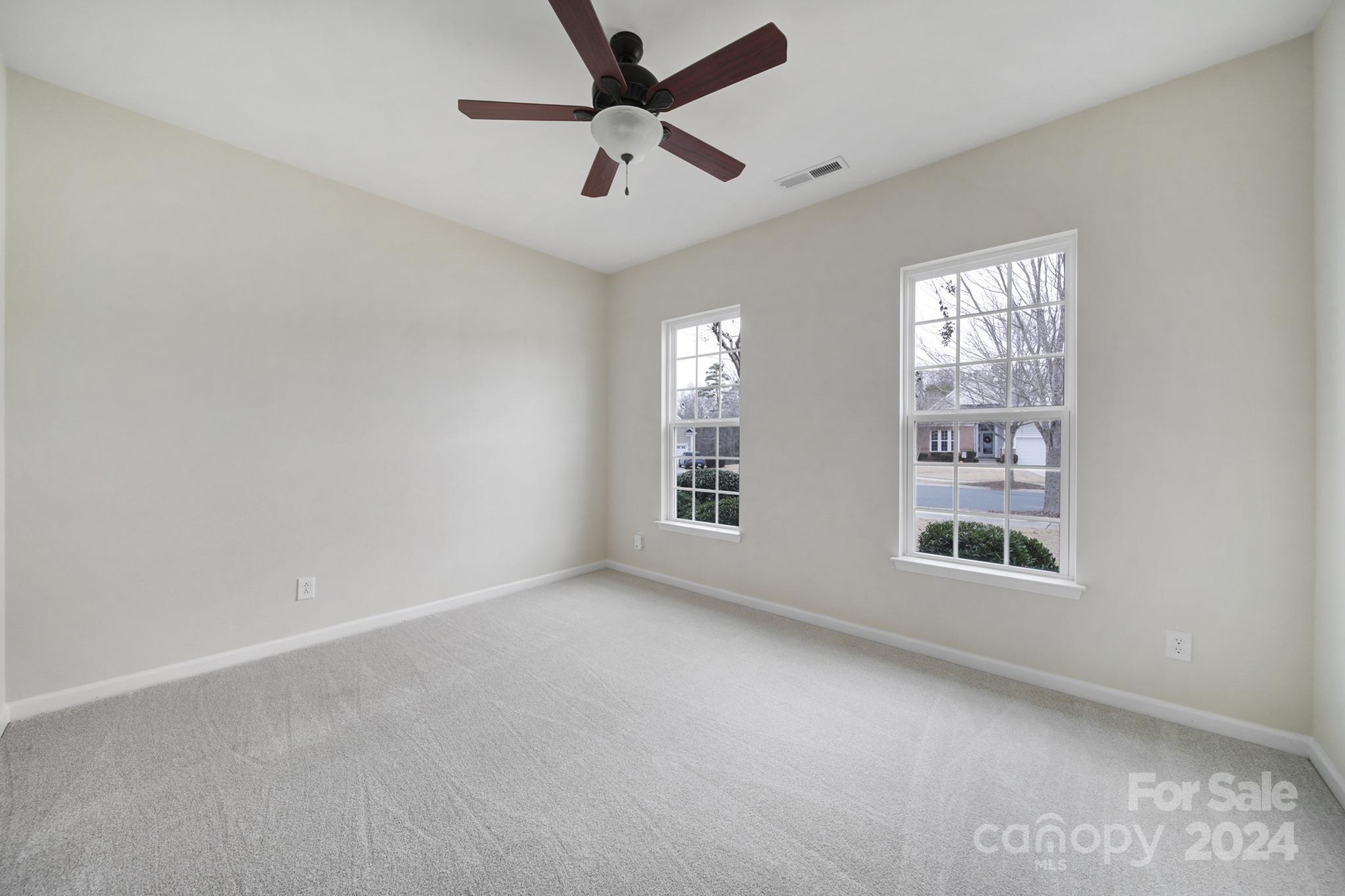 2105 Kennedy Drive Property Photo 16