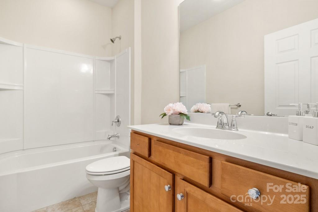 2105 Kennedy Drive Property Photo 18