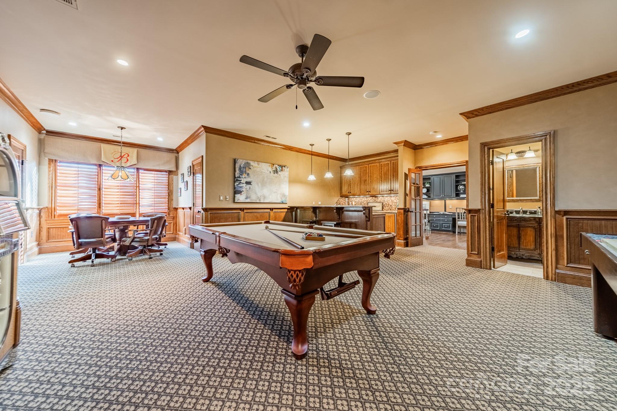 300 Eagle Bend Drive Property Photo 41
