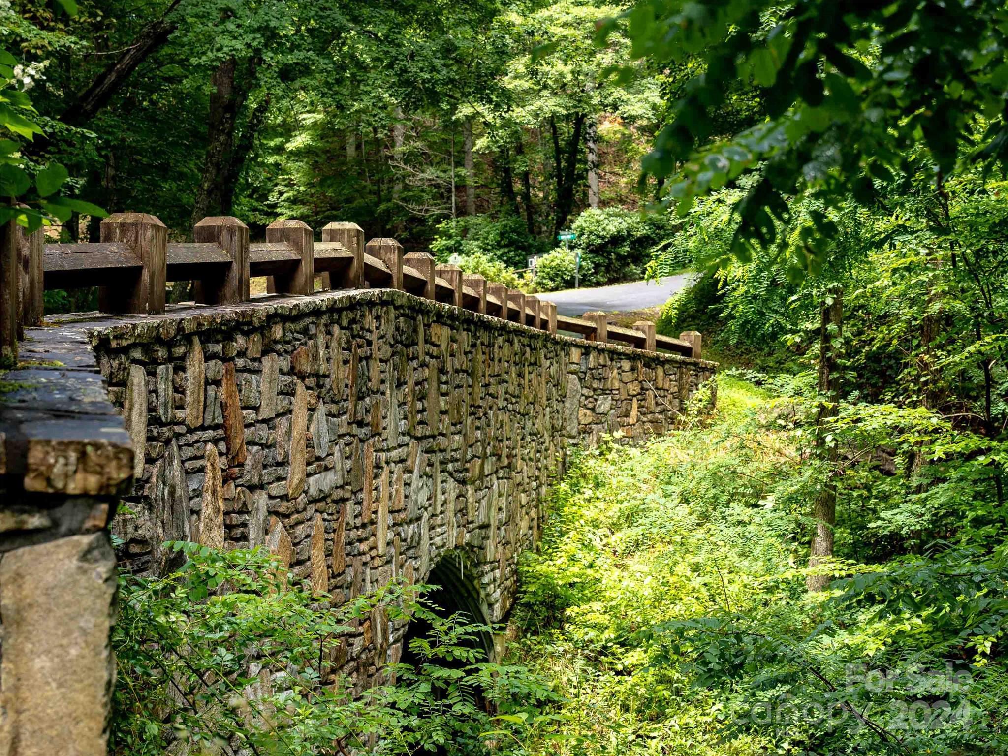 #32 Tapestry Trail Property Photo 24