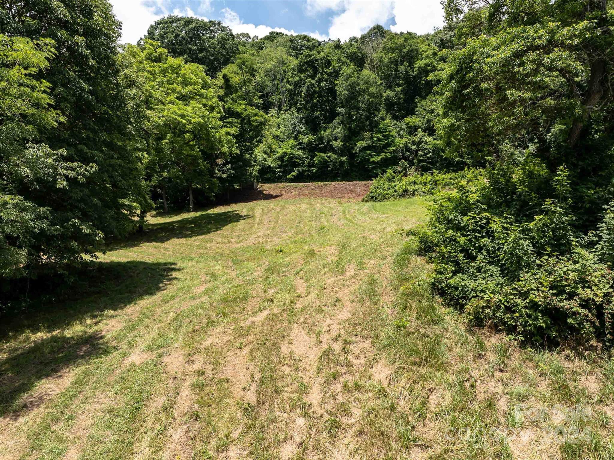#39 Sleepy Hollow Drive Property Photo 6