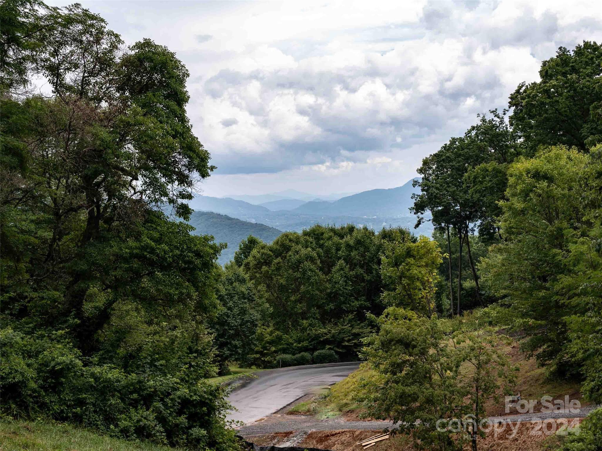 #39 Sleepy Hollow Drive Property Photo 7
