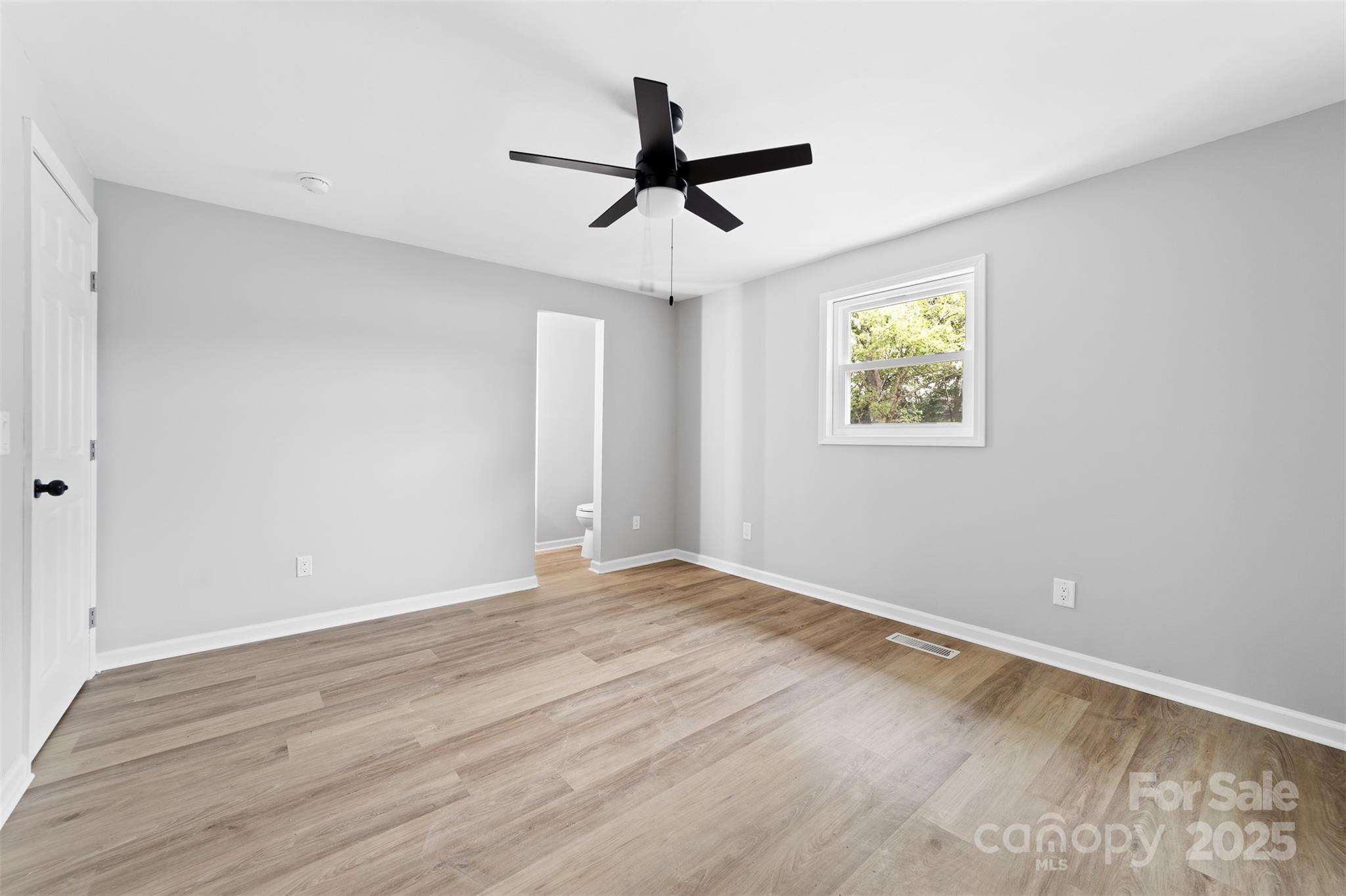 115 E Georgia Avenue Property Photo 22