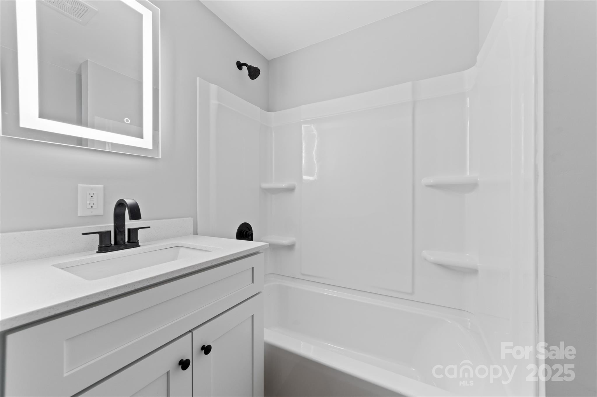 115 E Georgia Avenue Property Photo 23