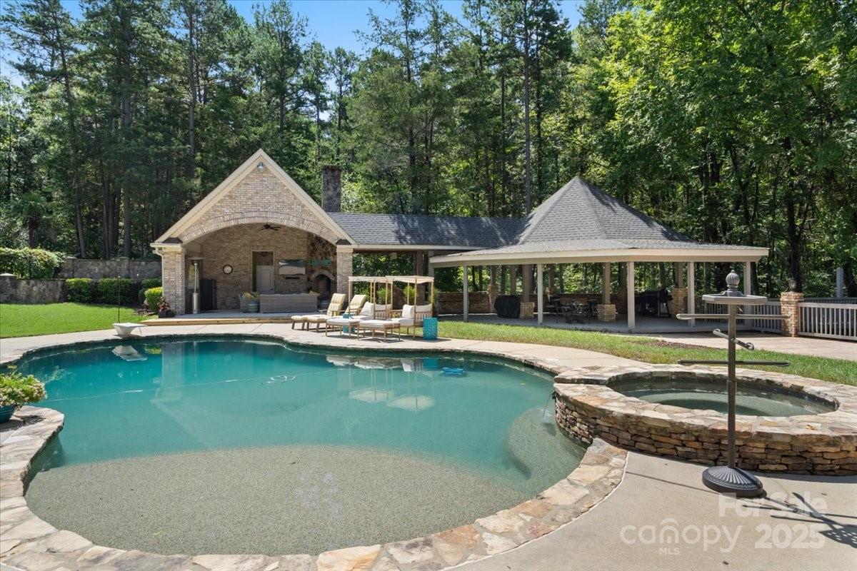 8516 Mcilwaine Road Property Photo 43