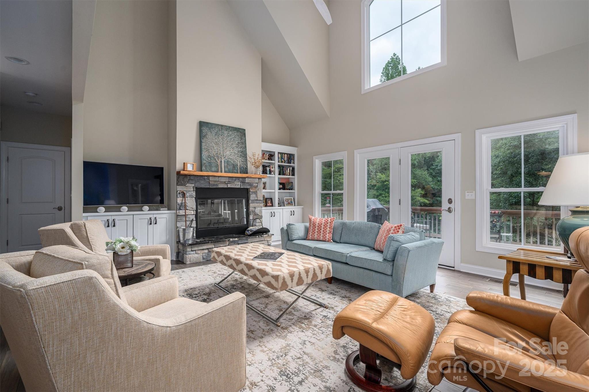 2593 Cozy Cove Drive Property Photo 15