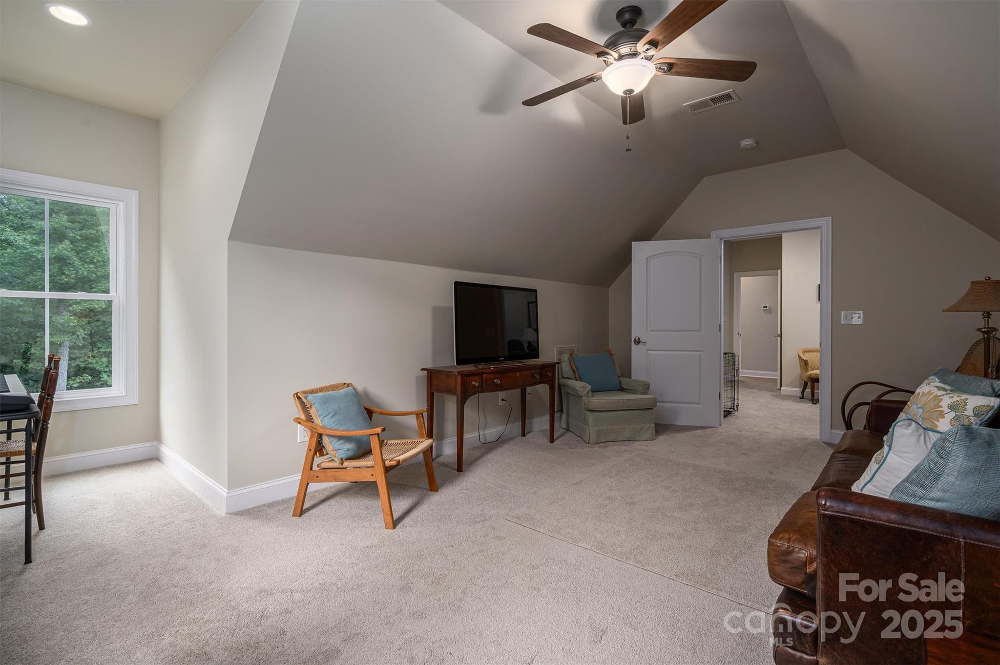 2593 Cozy Cove Drive Property Photo 42