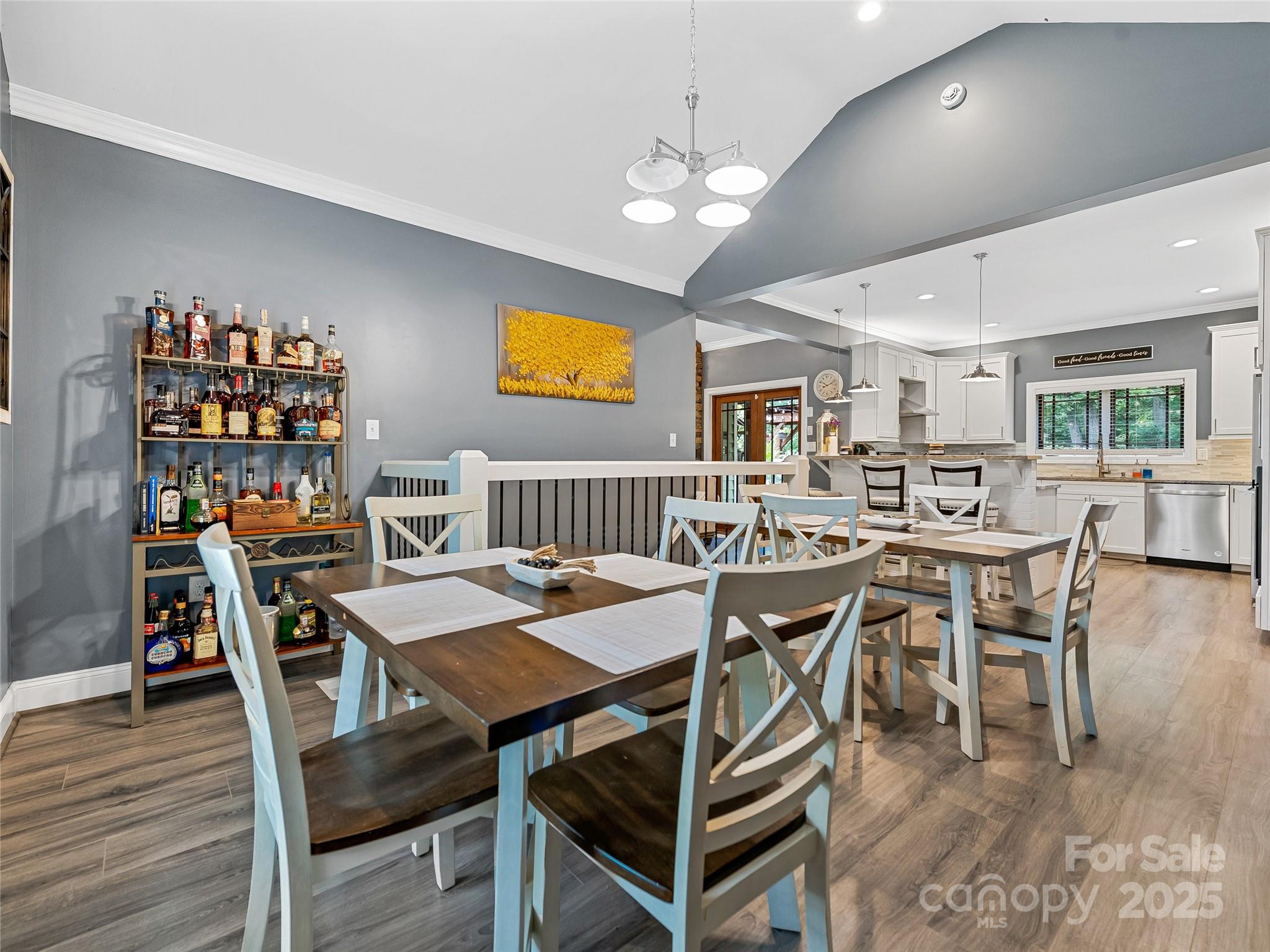 29 Spanish Oak Drive Property Photo 13