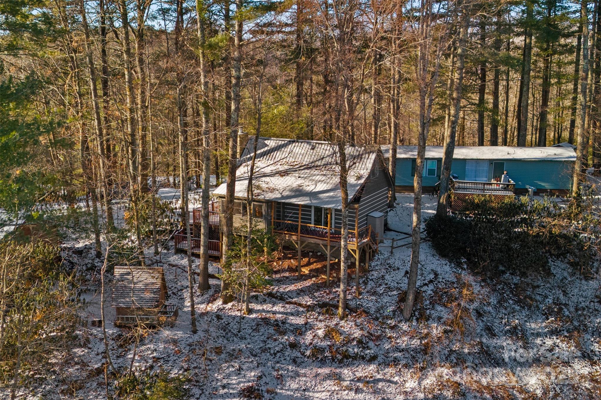 348 Laurelwood Lane Property Photo 18