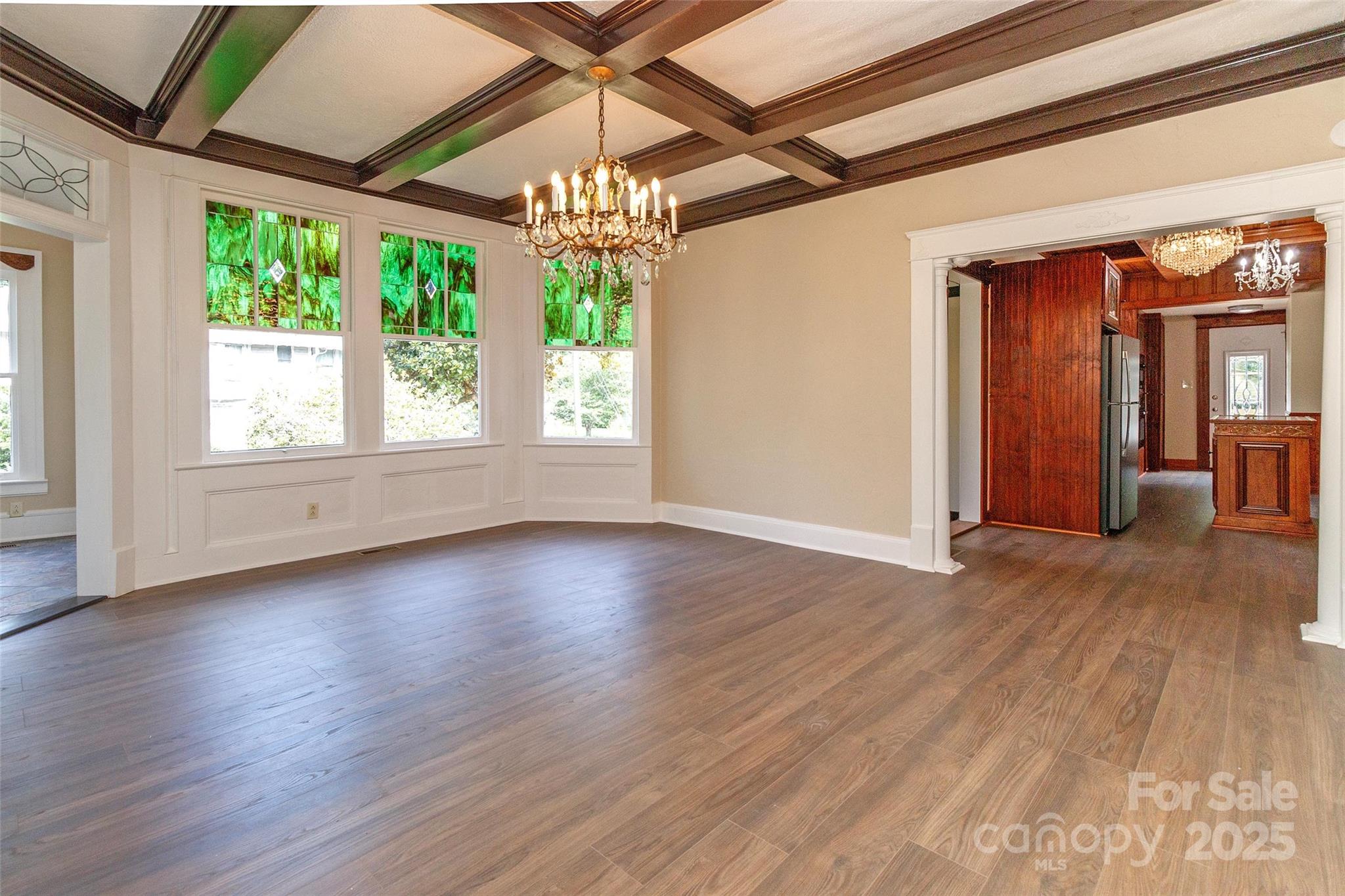 903 W Franklin Street Property Photo 14