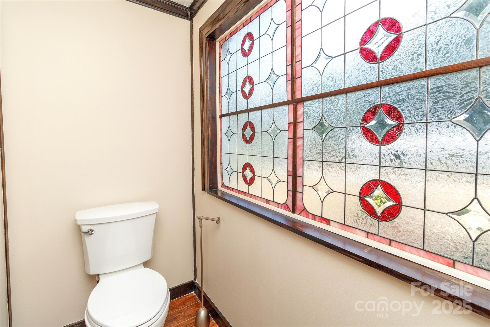 903 W Franklin Street Property Photo 20