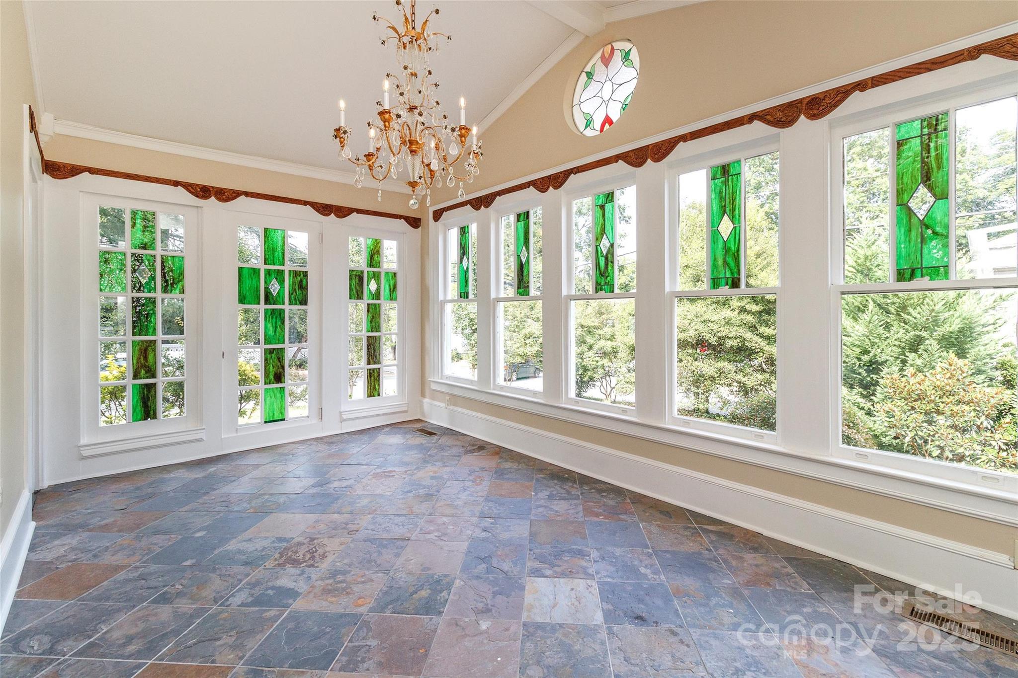 903 W Franklin Street Property Photo 21
