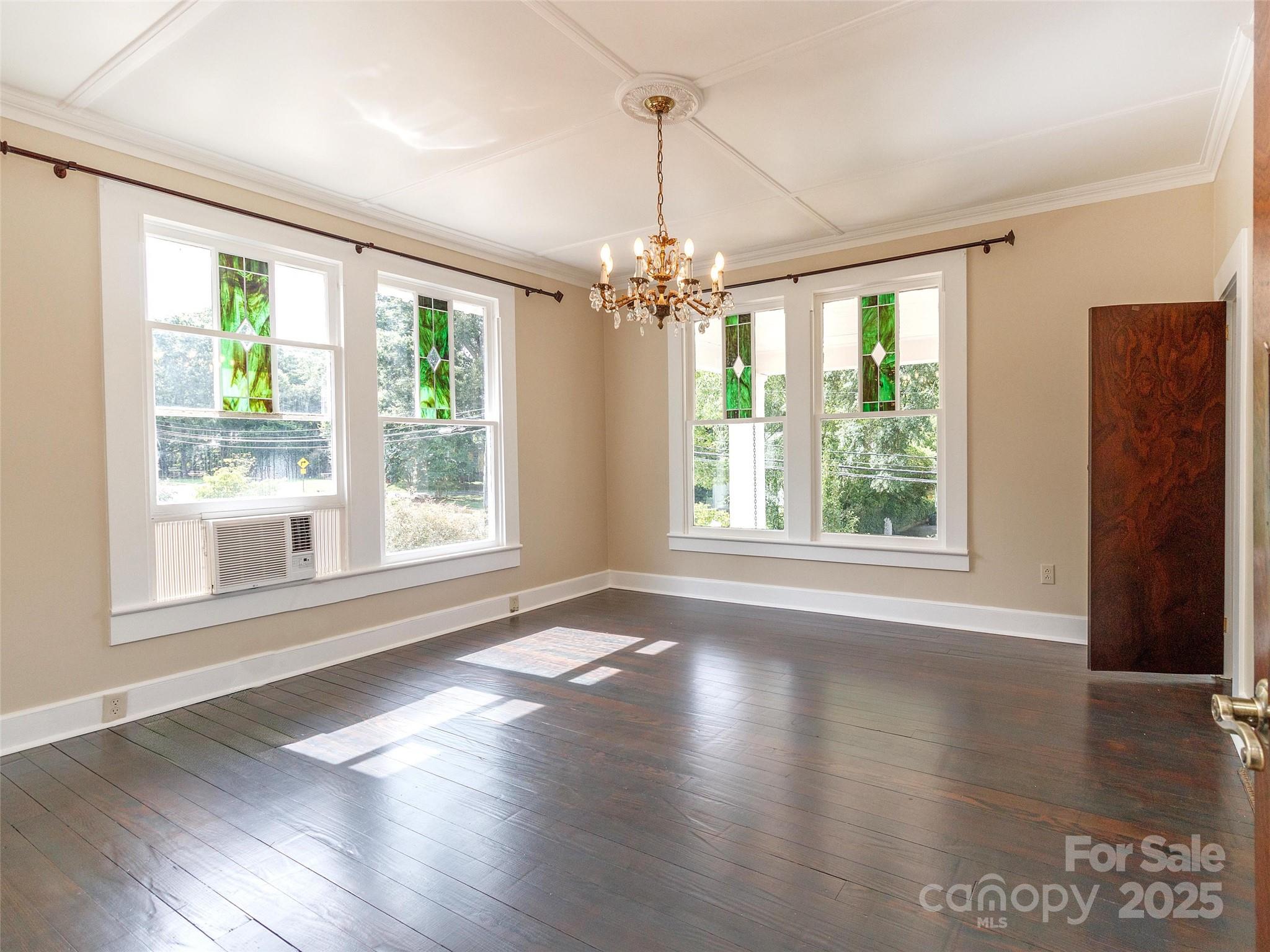 903 W Franklin Street Property Photo 25