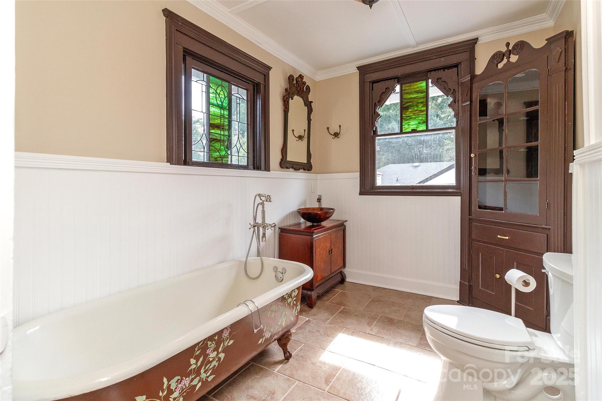 903 W Franklin Street Property Photo 29