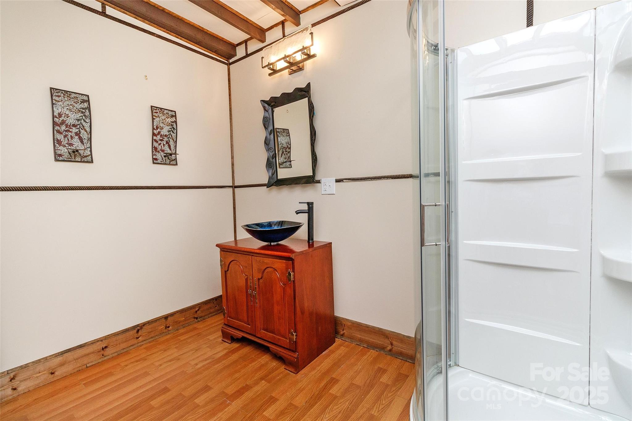 903 W Franklin Street Property Photo 43
