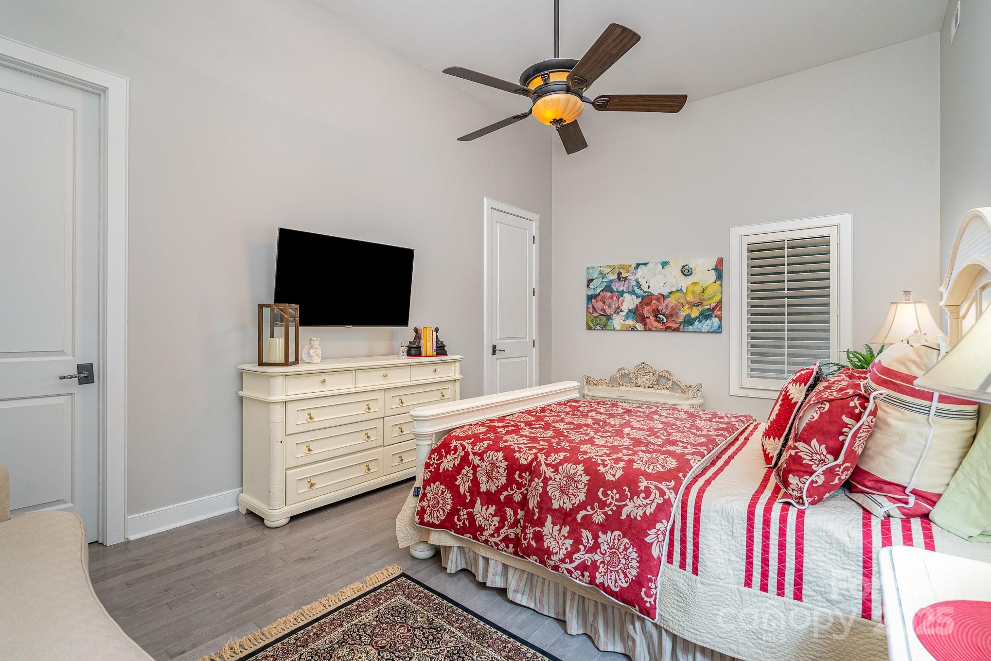 3020 Poplar Hill Road Property Photo 25