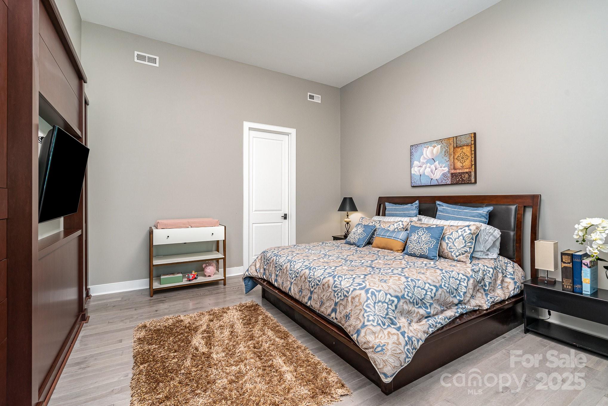 3020 Poplar Hill Road Property Photo 28