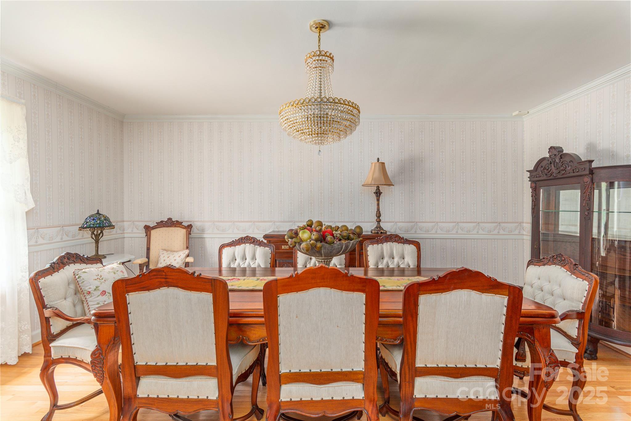568 Country Club Drive Property Photo 11