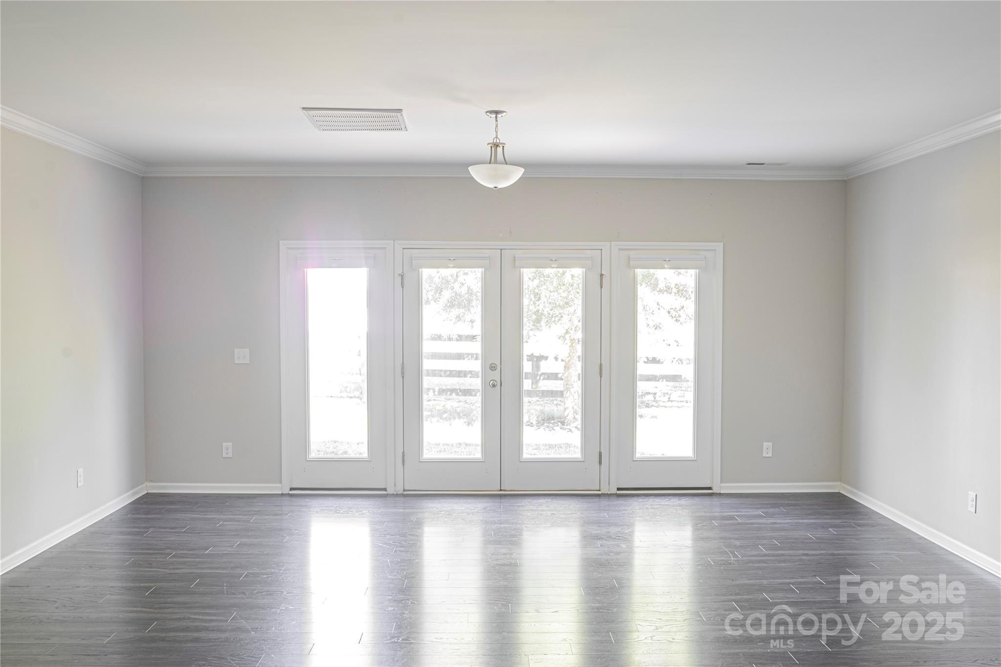 147 Fesperman Circle Property Photo 4