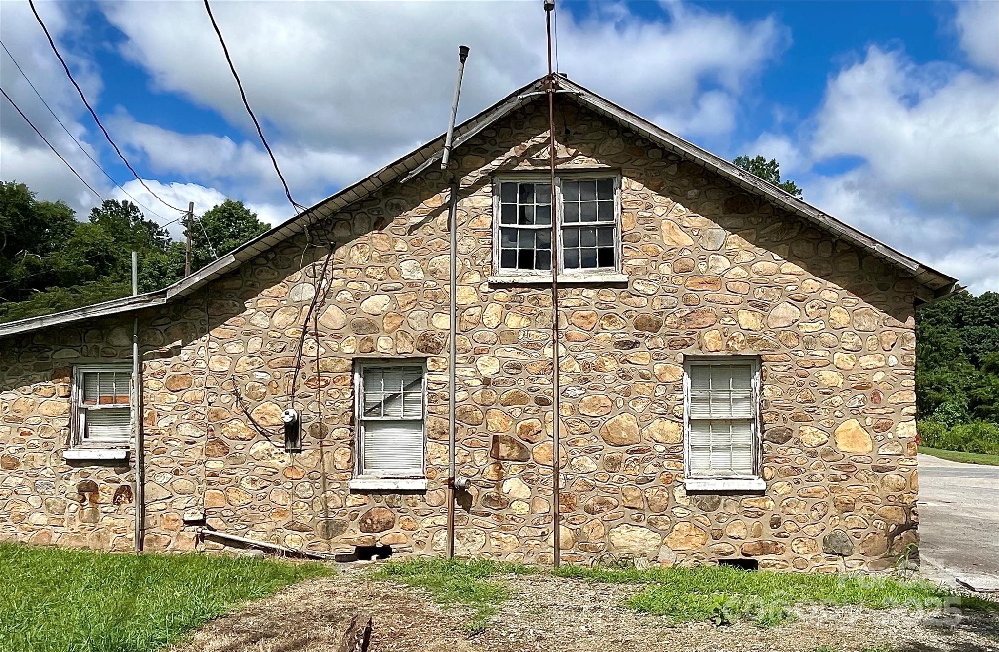 41 Upper Shut In Road Property Photo 8