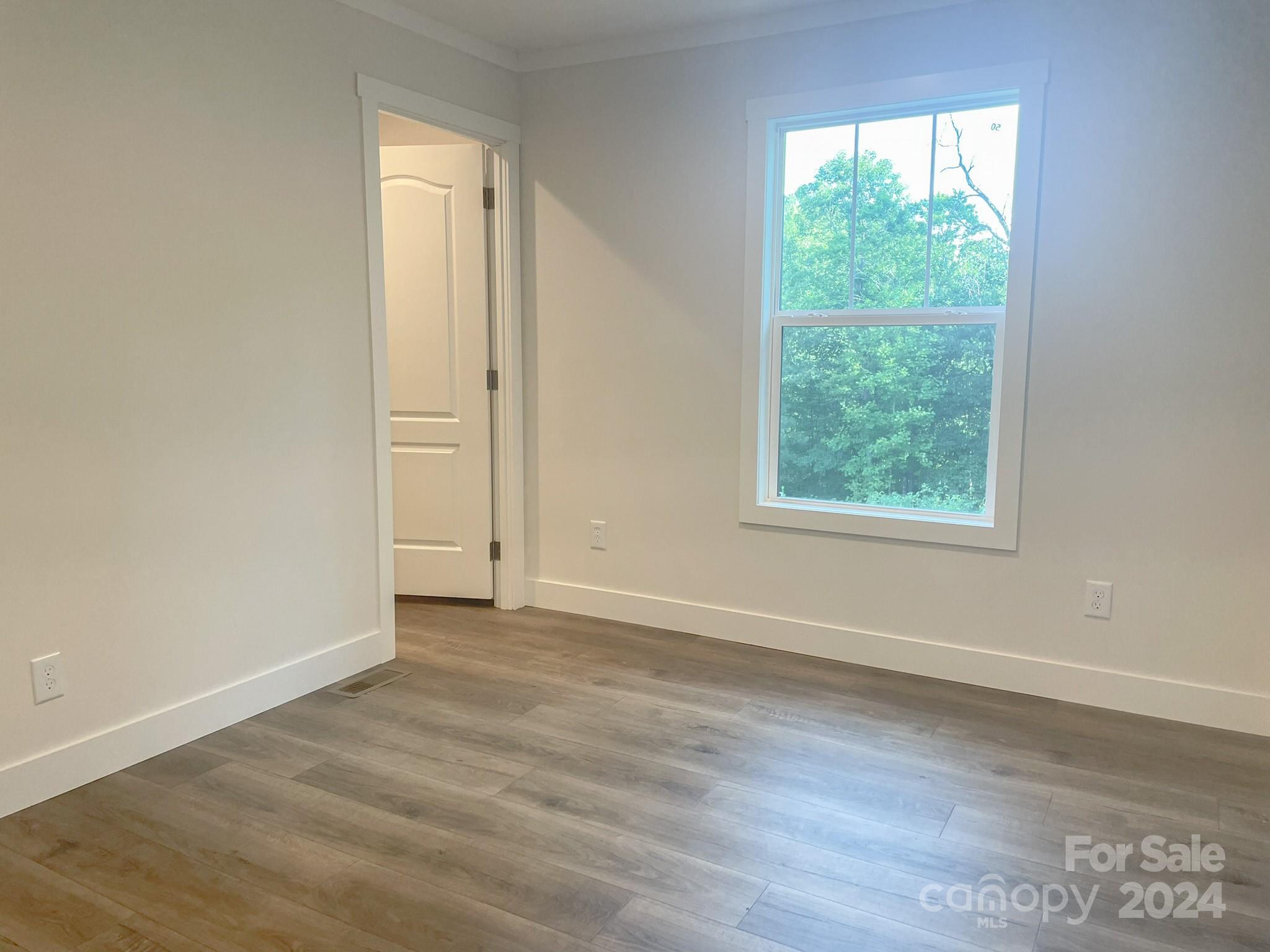1627 Amherst Road Property Photo 21