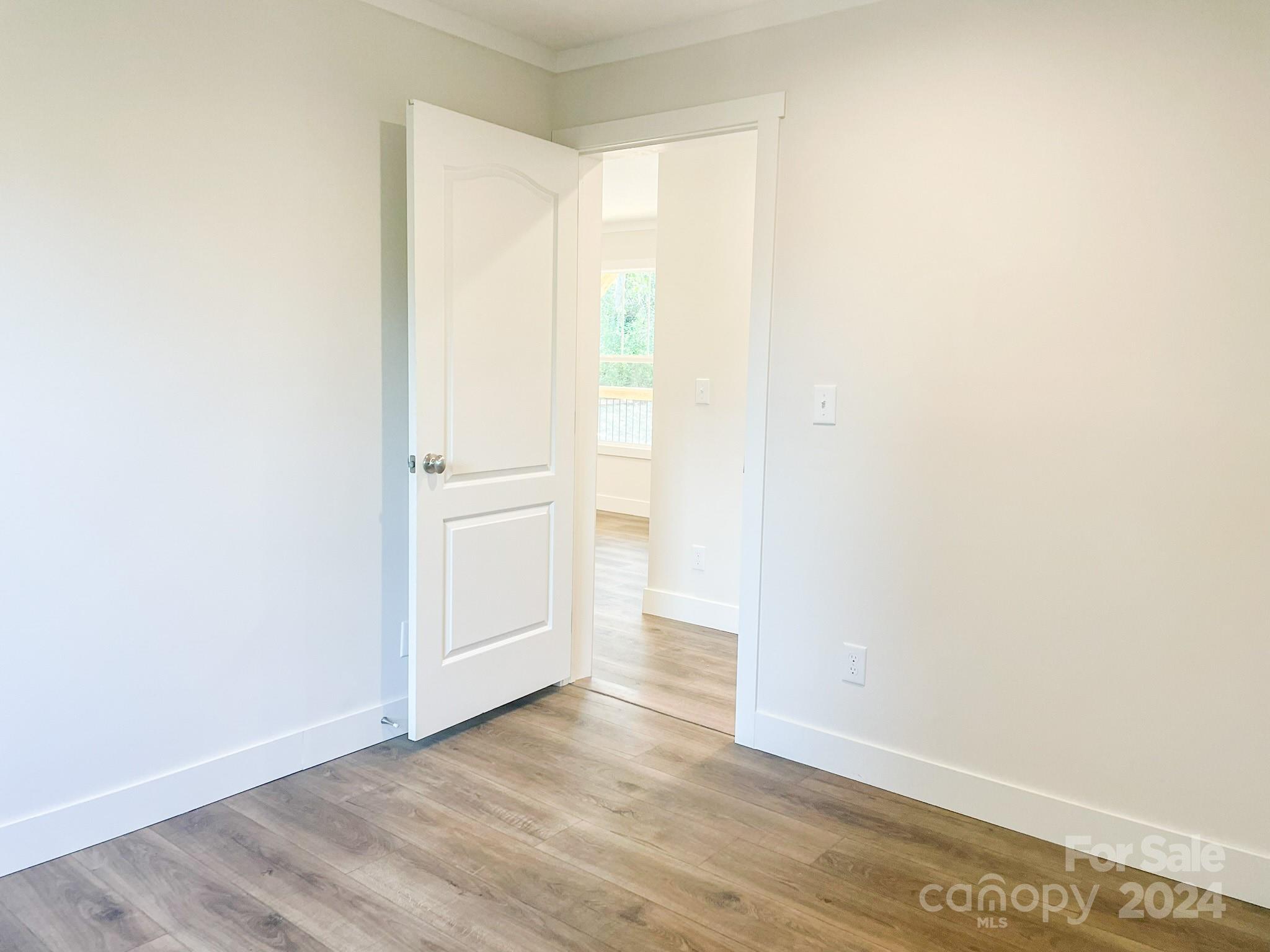 1627 Amherst Road Property Photo 22