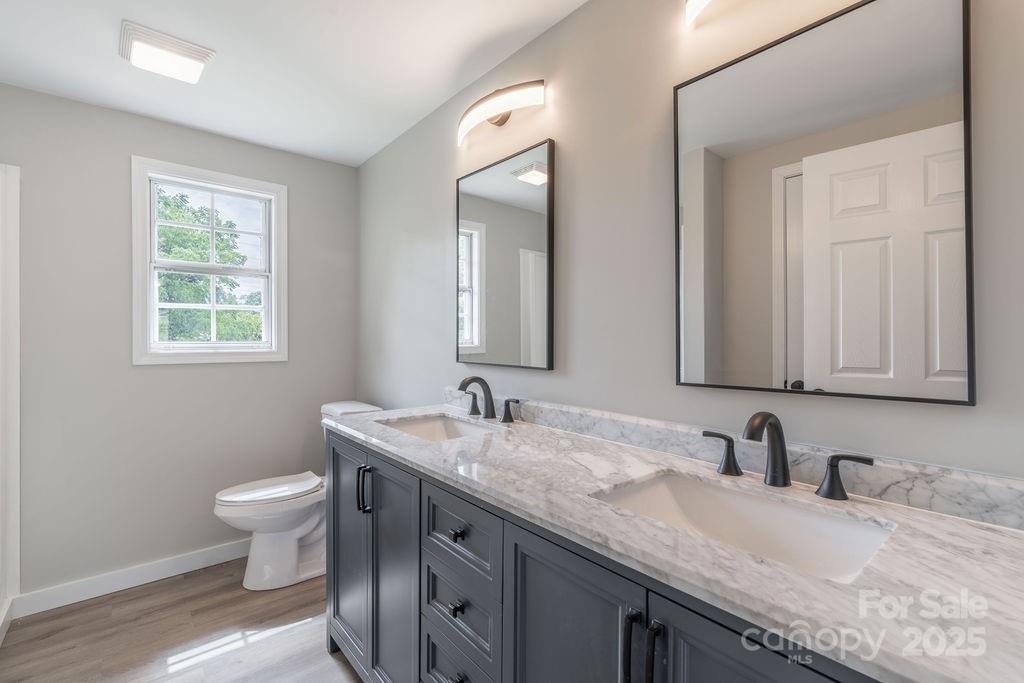 55 Shannon Park Circle Property Photo 6
