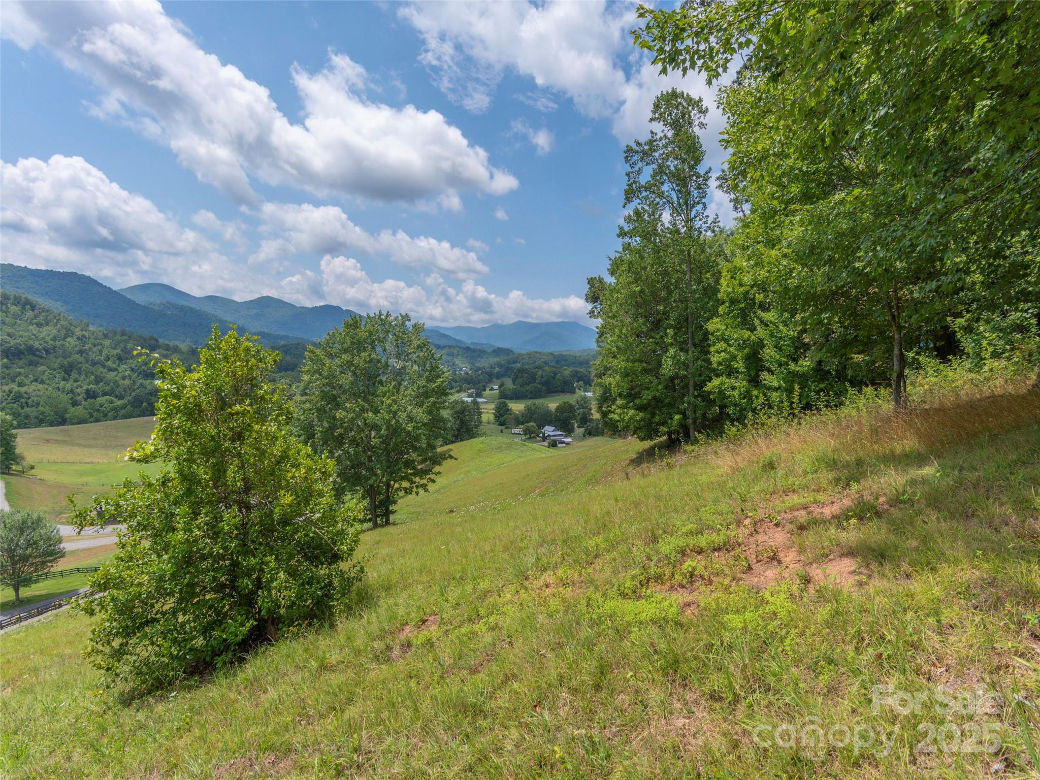 00 Bark Trail Property Photo 17