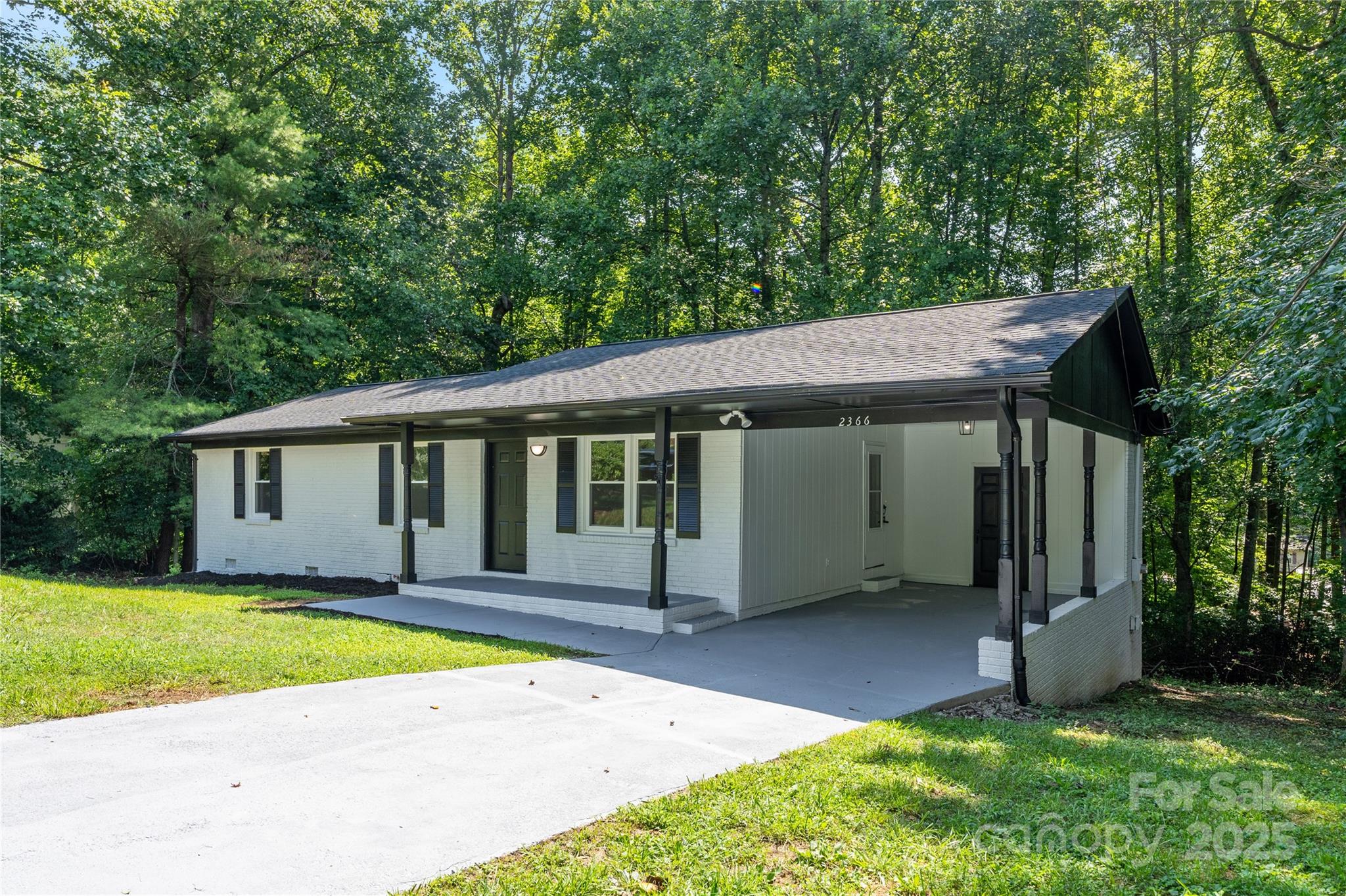 2366 Gingercake Court Property Photo 1