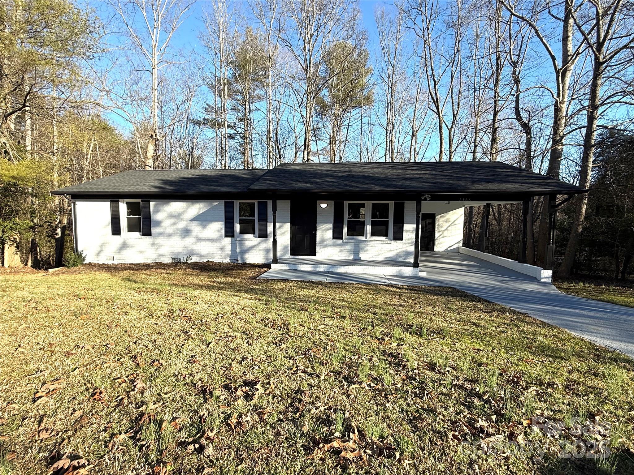 2366 Gingercake Court Property Photo 3