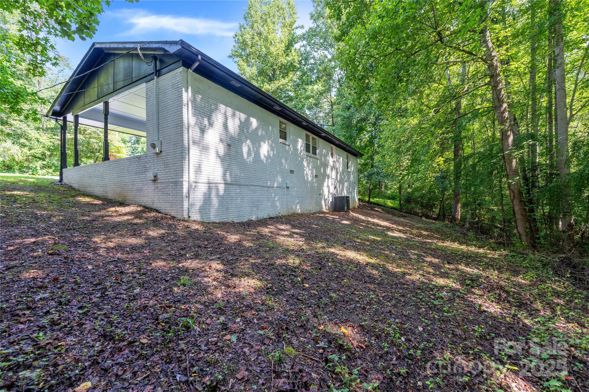 2366 Gingercake Court Property Photo 6