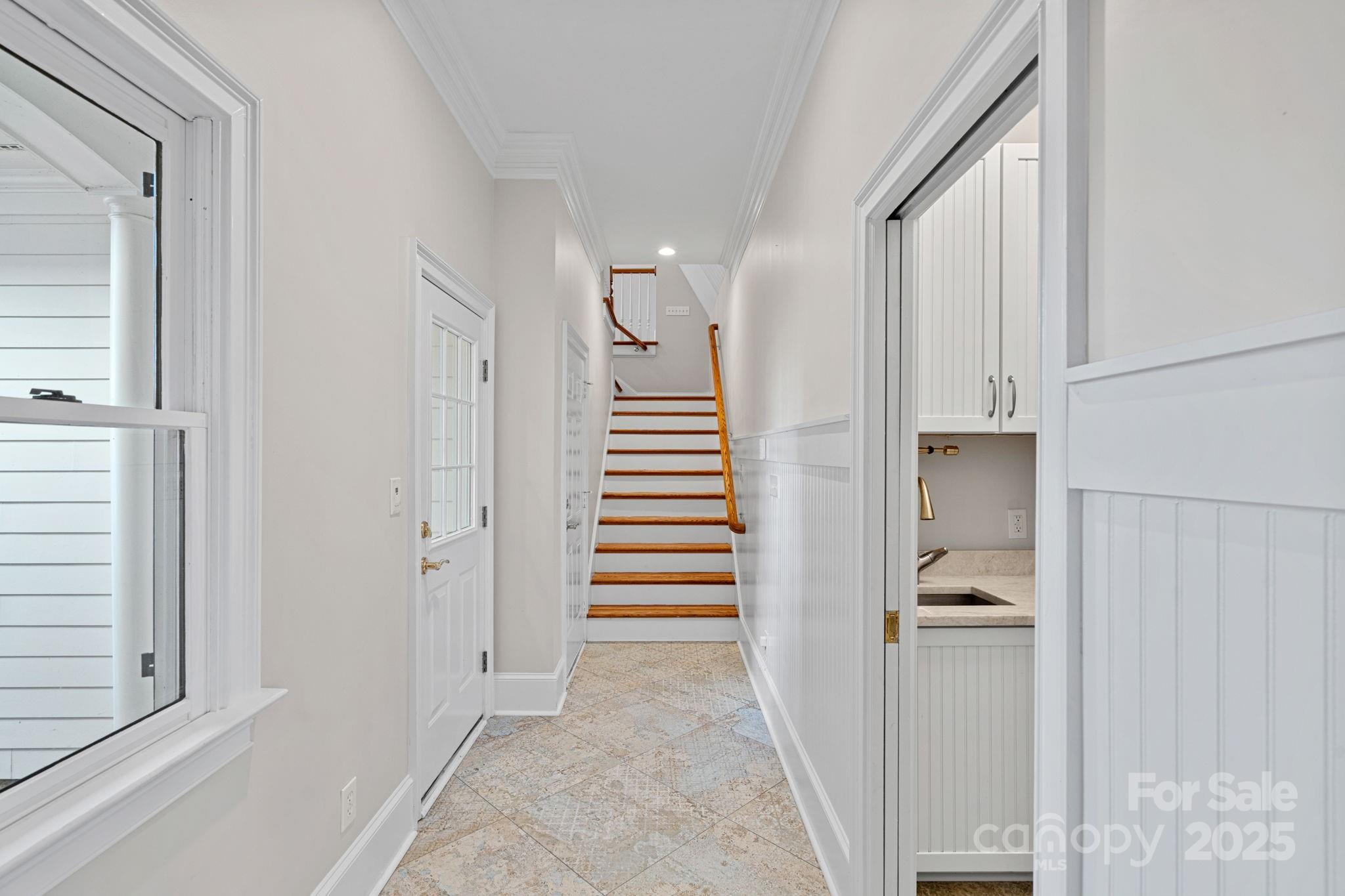170 Old Post Road Property Photo 14