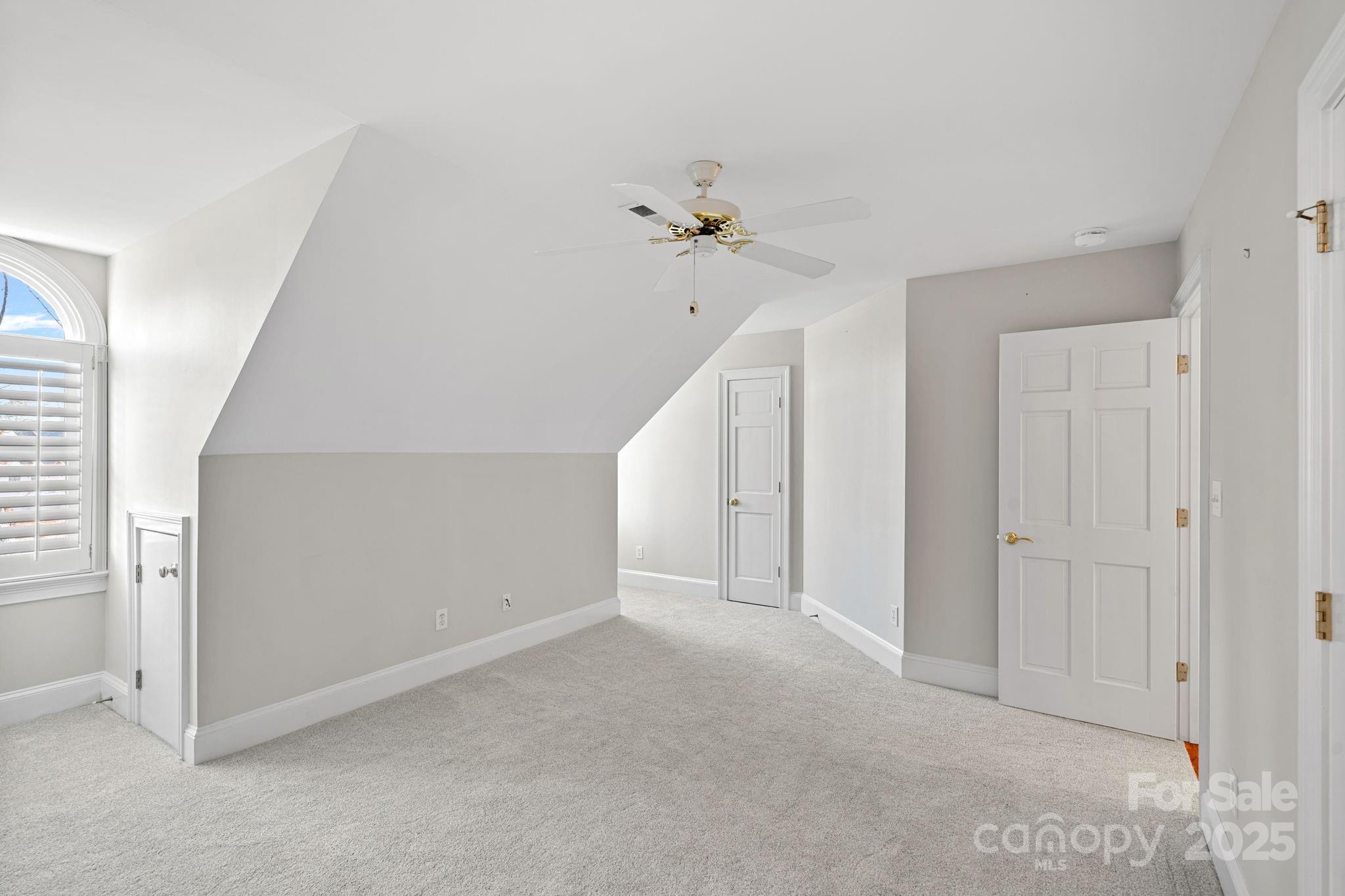 170 Old Post Road Property Photo 25