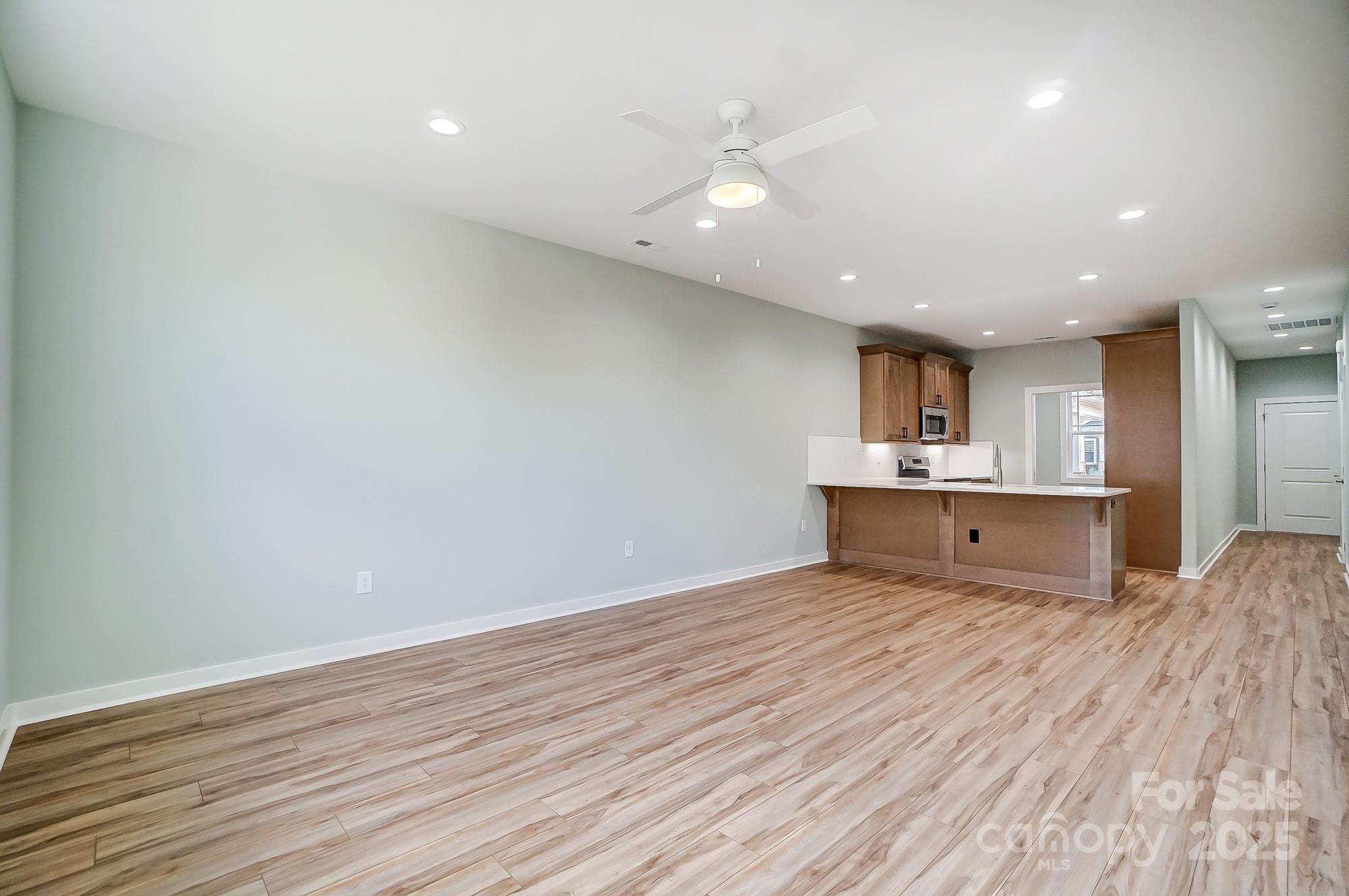 1511 28th Street Place Property Photo 11