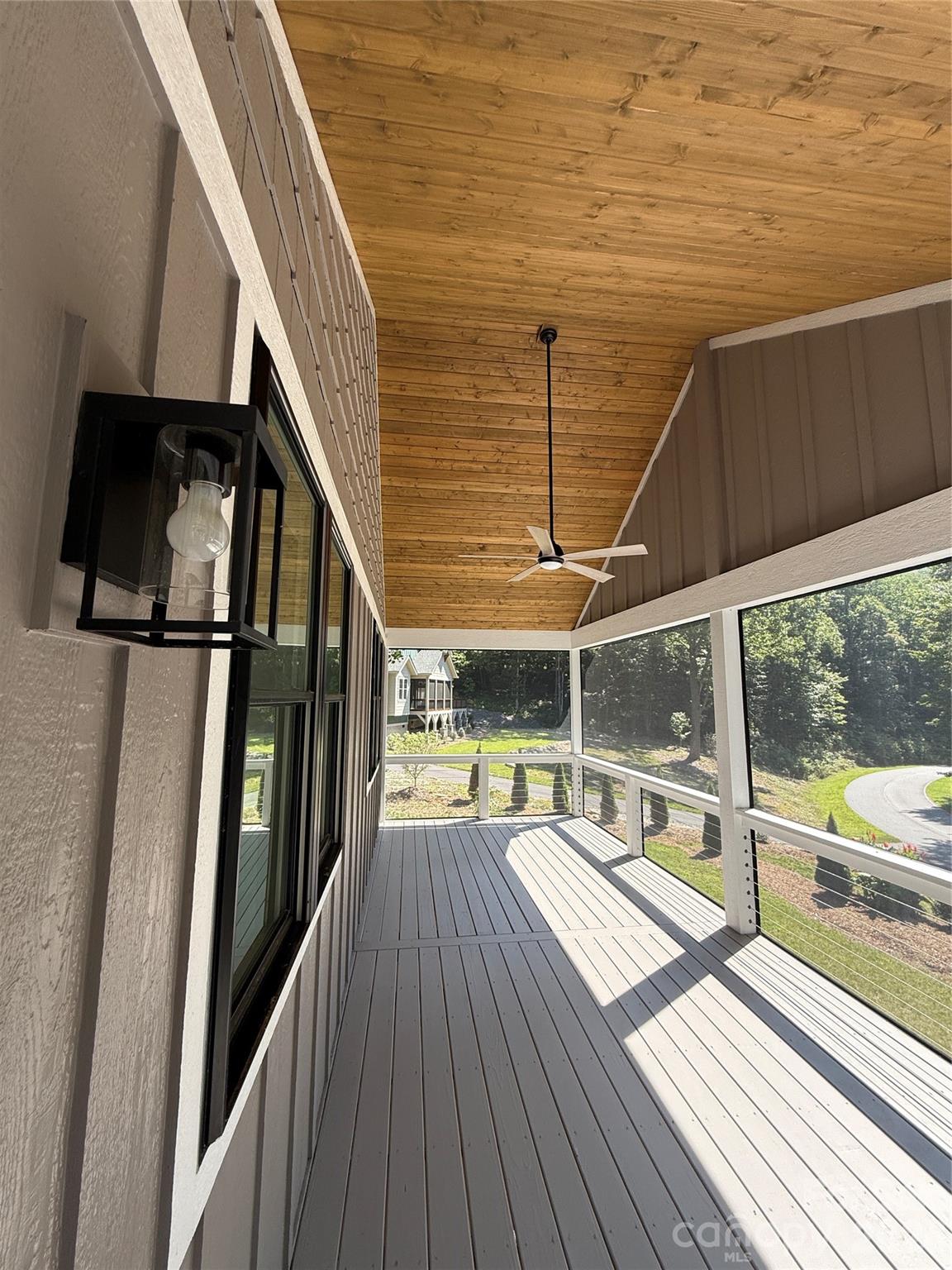 654 Hollybrook Drive Property Photo 40