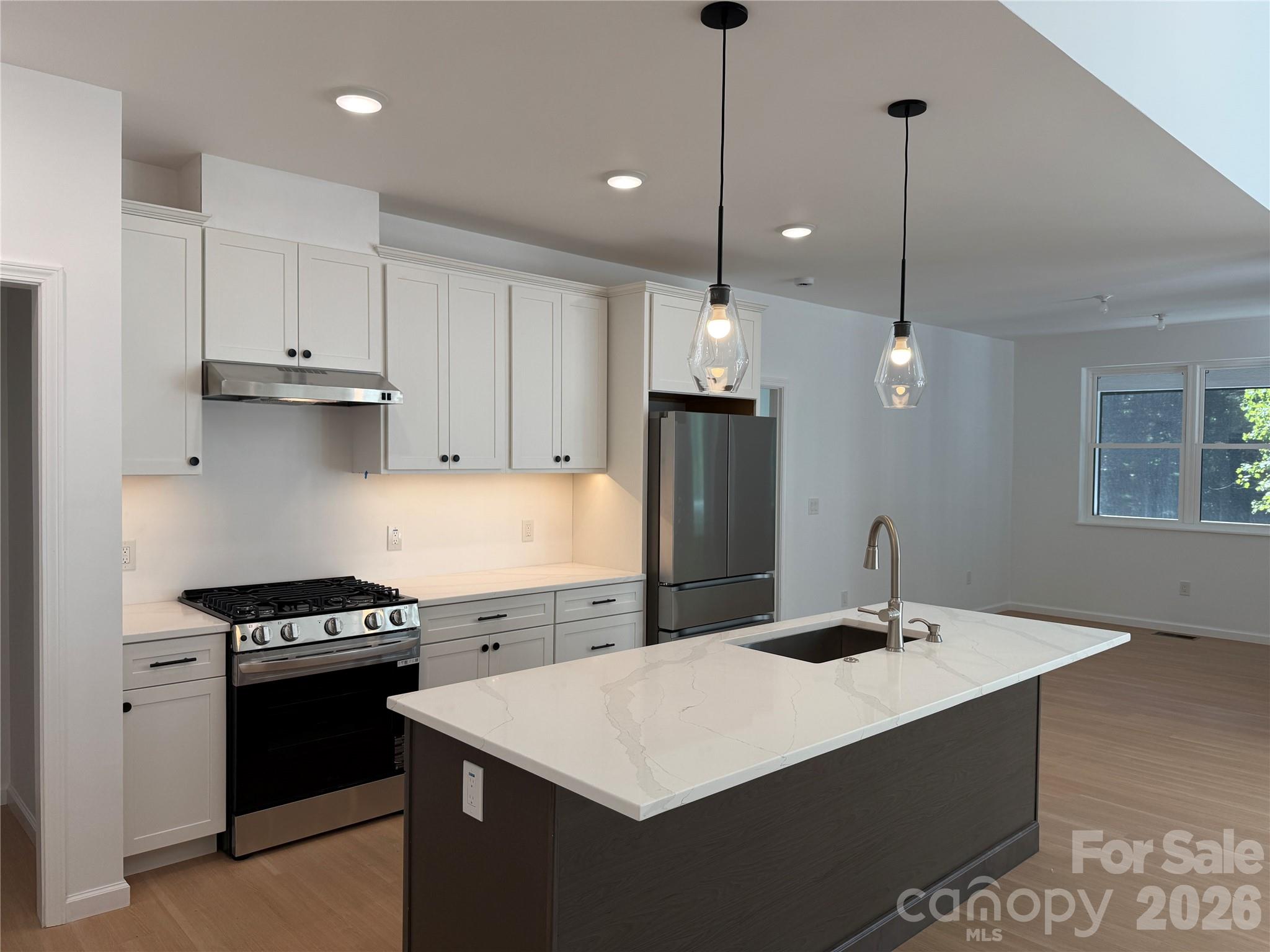 654 Hollybrook Drive Property Photo 48
