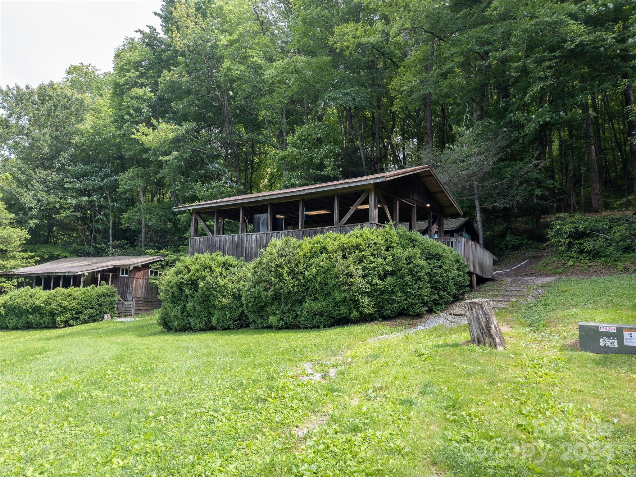 500 Winding Gap Road Property Photo 13