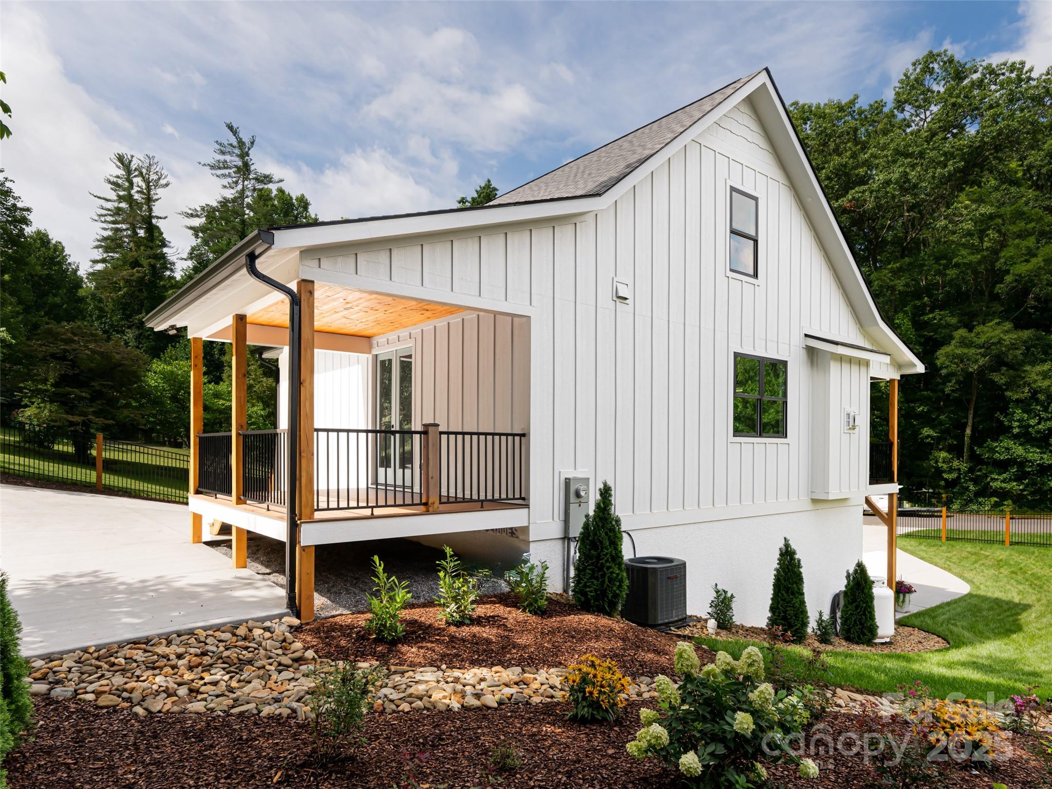 8 Craven Hill Circle Property Photo 36