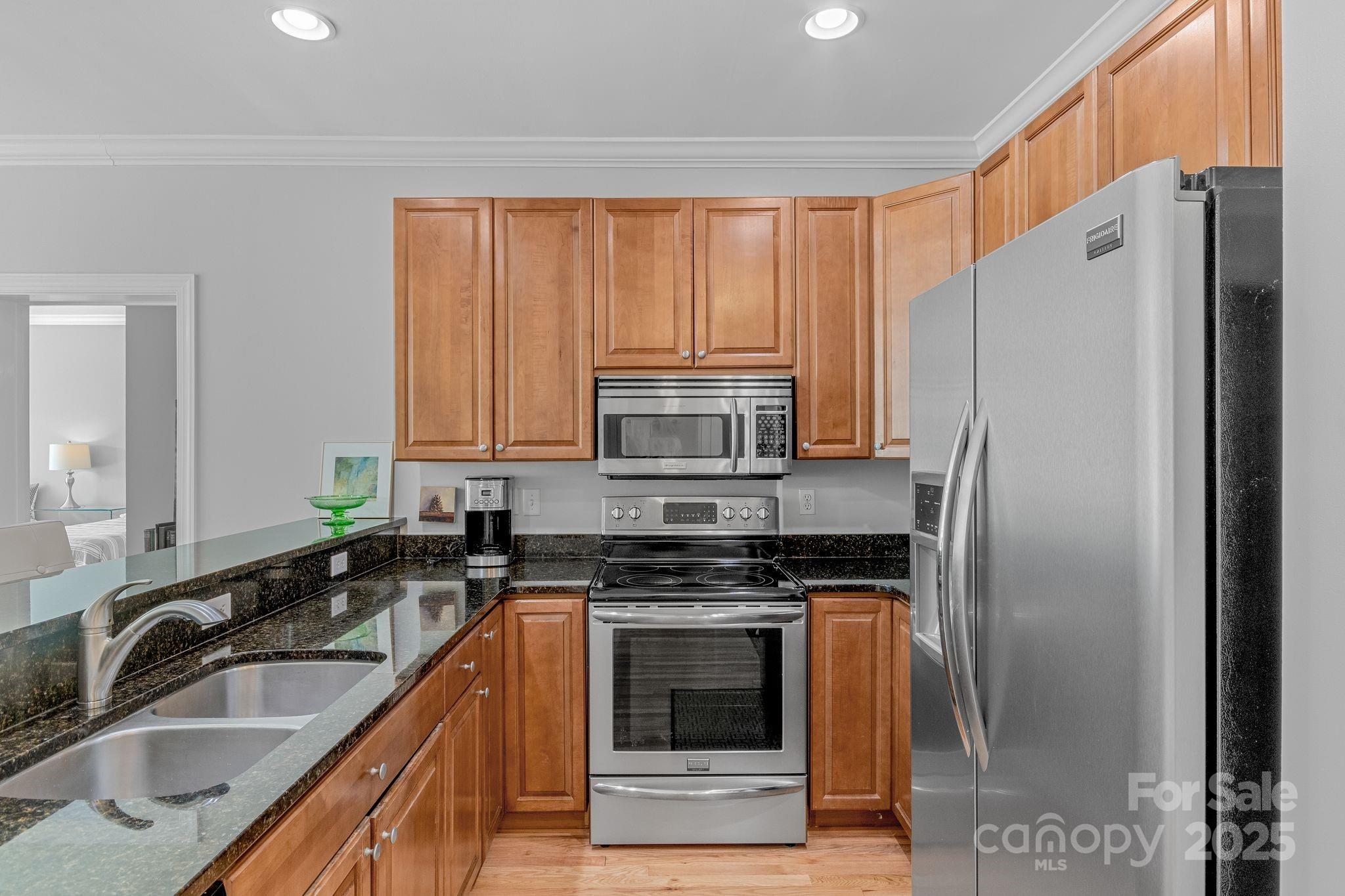 155 Lexington Avenue B311 Property Photo 8