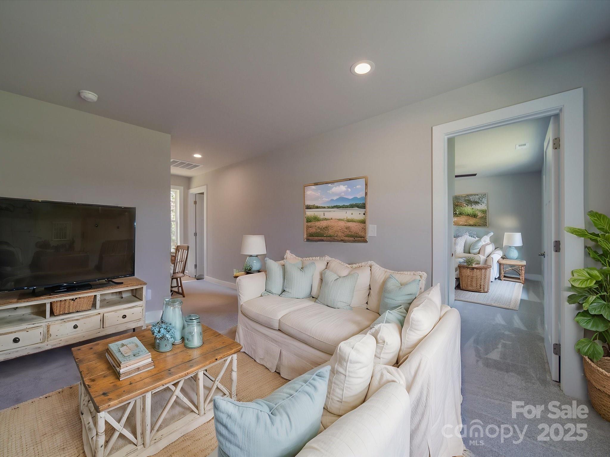 1133 Heather Oak Lane 78 Property Photo 13